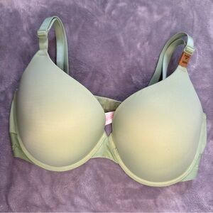 PINK Victoria's Secret Light Green Push Up Bra 36DD